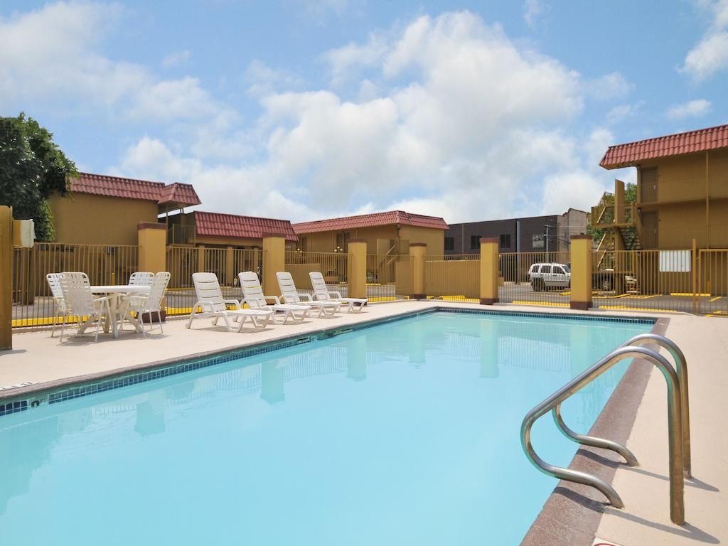 The Inn At Alamo / Riverwalk / Convention Center San Antonio Bagian luar foto