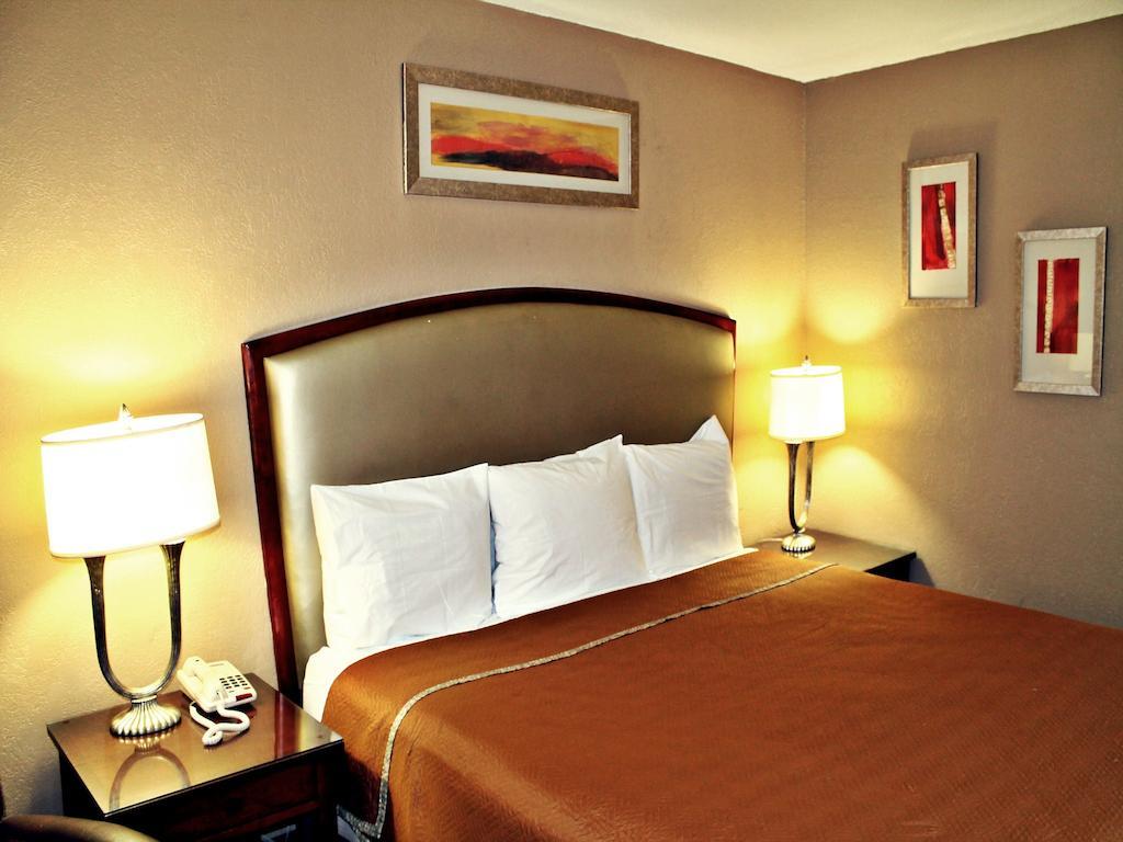 The Inn At Alamo / Riverwalk / Convention Center San Antonio Ruang foto