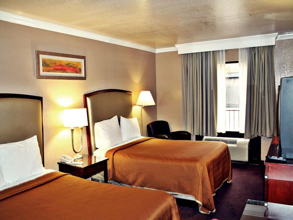 The Inn At Alamo / Riverwalk / Convention Center San Antonio Ruang foto