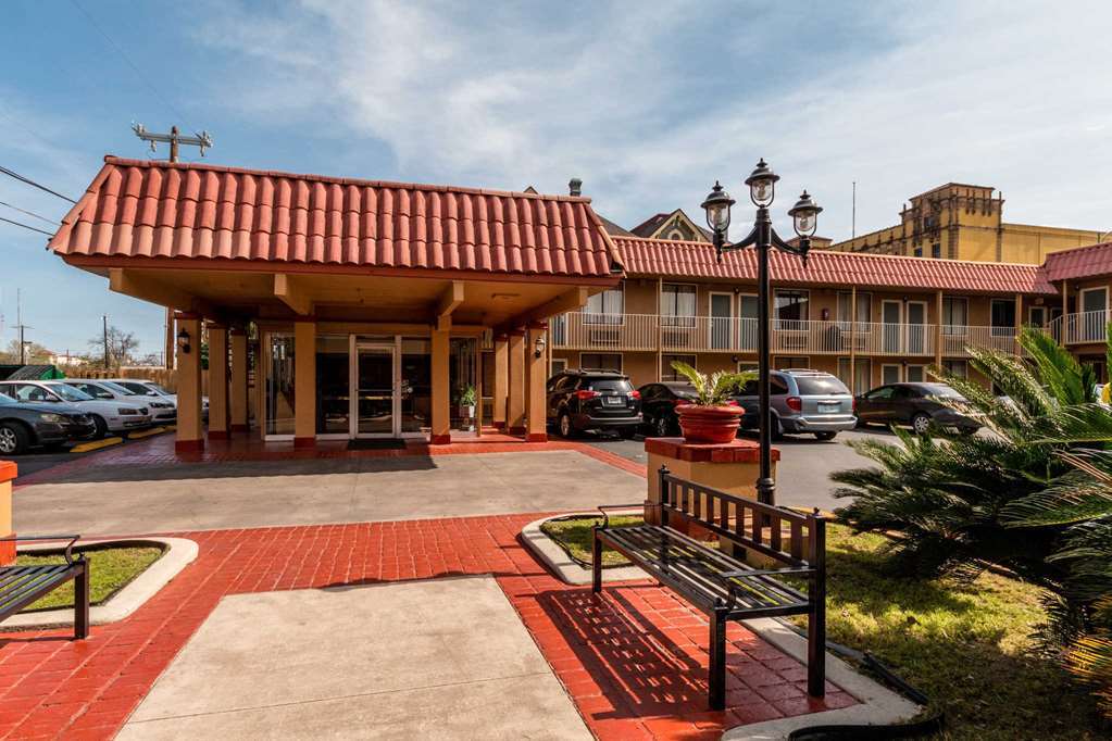 The Inn At Alamo / Riverwalk / Convention Center San Antonio Bagian luar foto